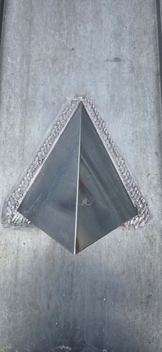 Façonnage et soudure du zinc sur mesure – habillages et chatières